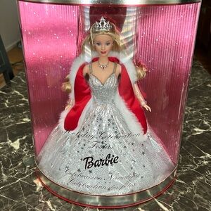 Barbie Doll- 2001 Holiday Doll
